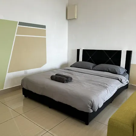 Manhattan Condo @ Mount Austin Johor Bahru Exterior photo