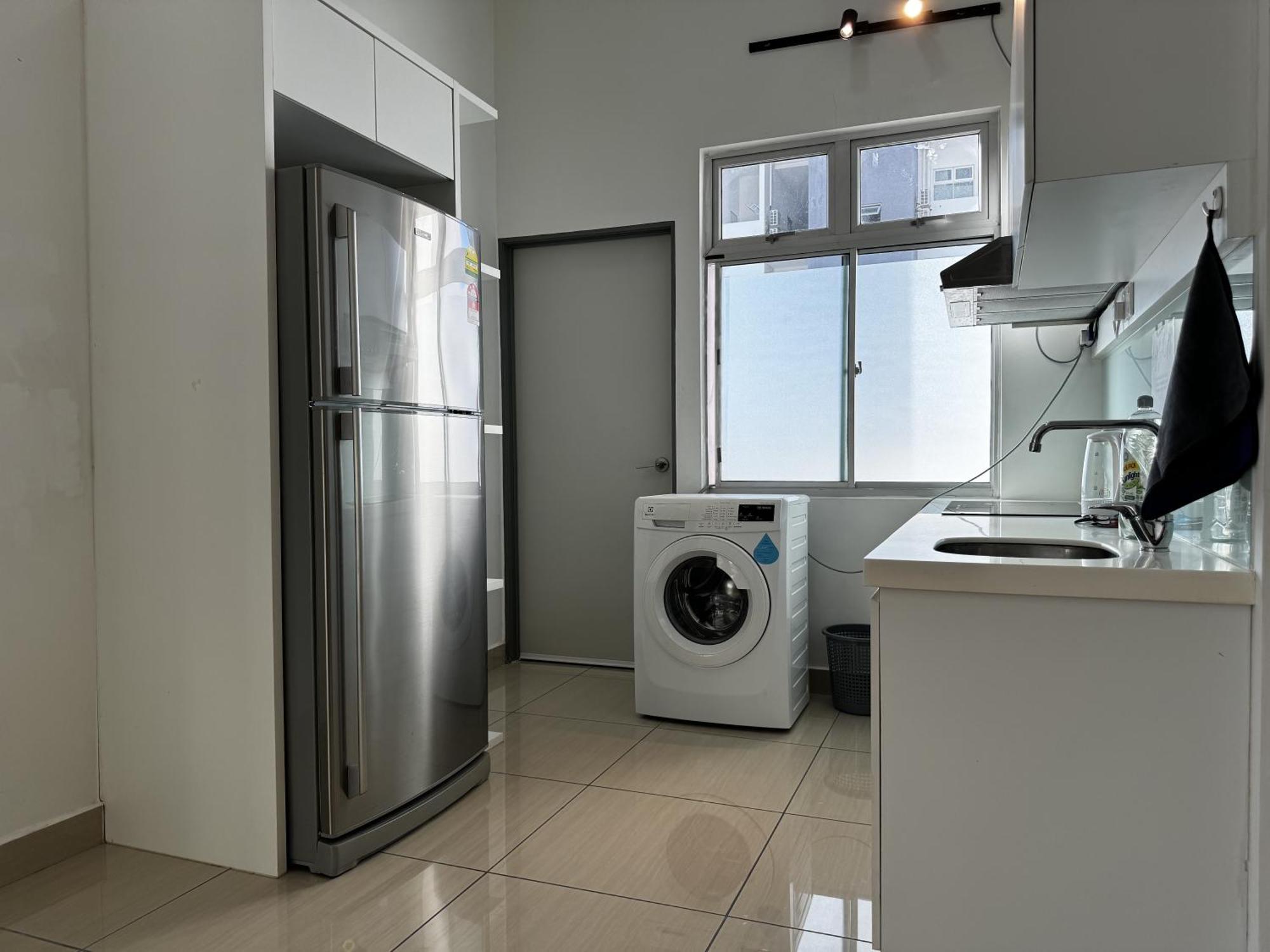 Apartment Manhattan @ Mount Austin